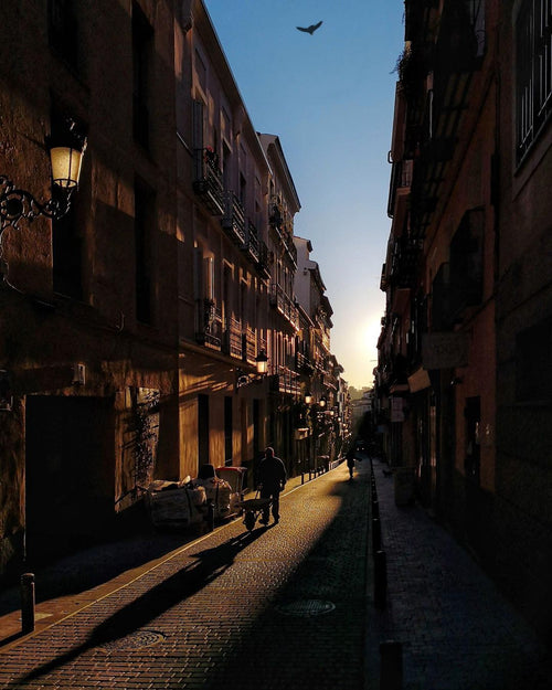 Explora Madrid: 5 planes de verano para disfrutar con un buen café